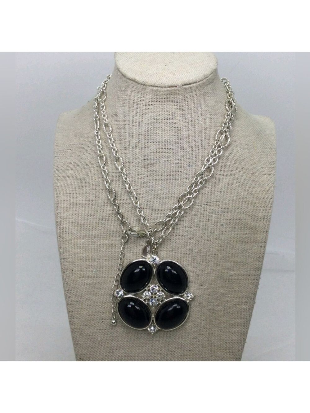 White House Black Market Black Cabochon Pendant Long Necklace 28"